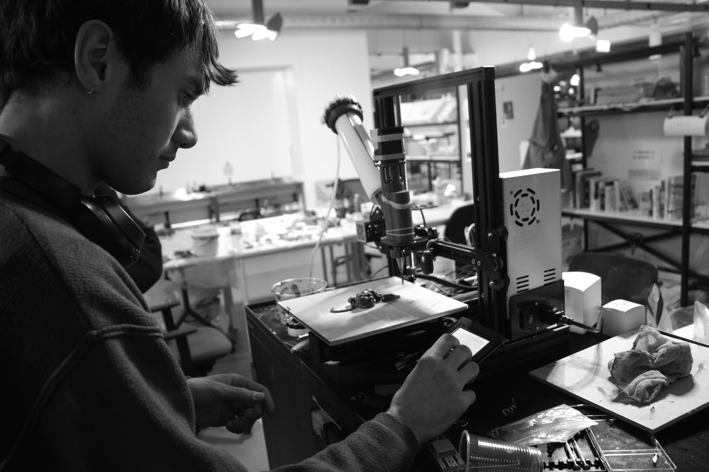 I converted an Ender to print the pine paste, the first result was not appealing :)